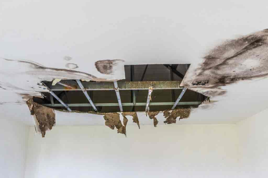 معالجة فتحات الجبسوم بورد الموجودة فى السقف